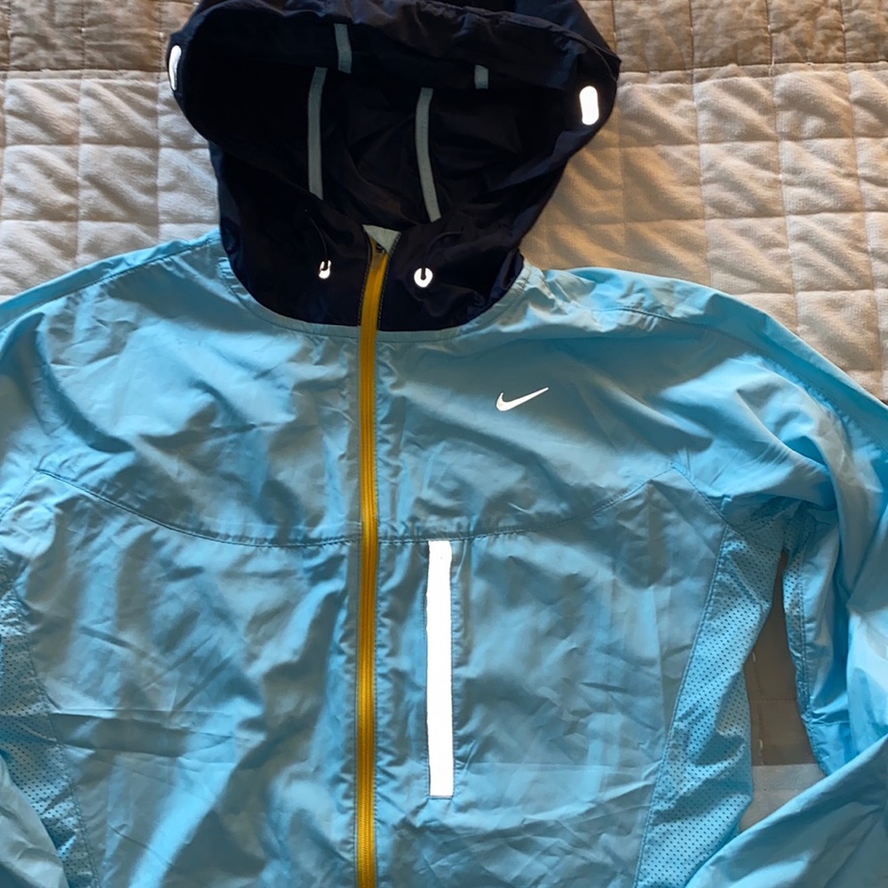 Nike Running jacket - Picture 2 of 5